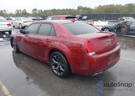2021 Chrysler 300 300S из США, поврежденный, VIN 2C3CCABG4MH525718